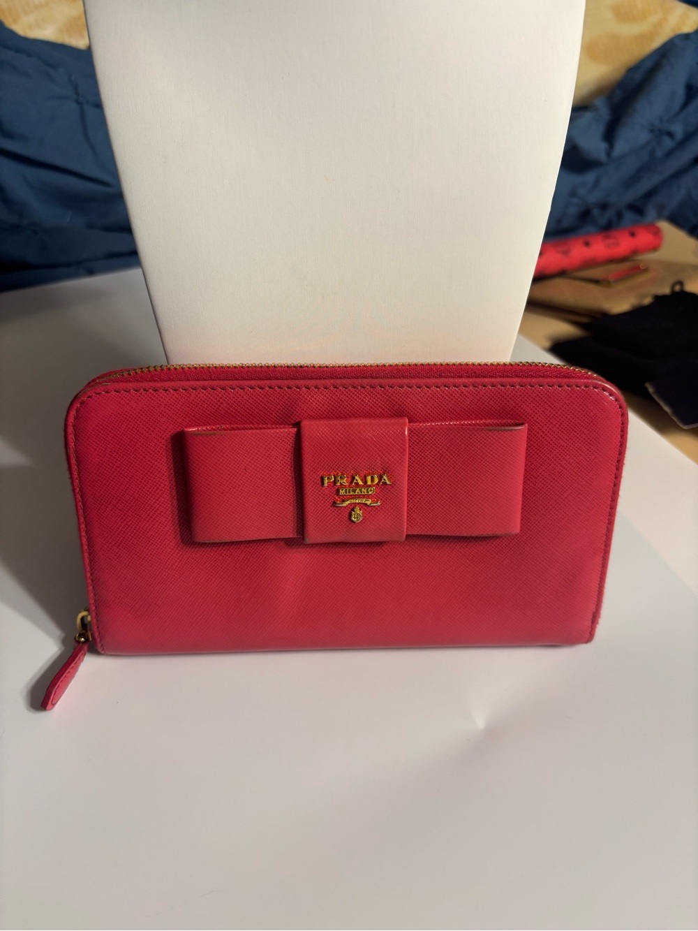 Prada pink Saffiano Zip-Around Wallet Bow Detail minor call out price reflects - Picture 2 of 12